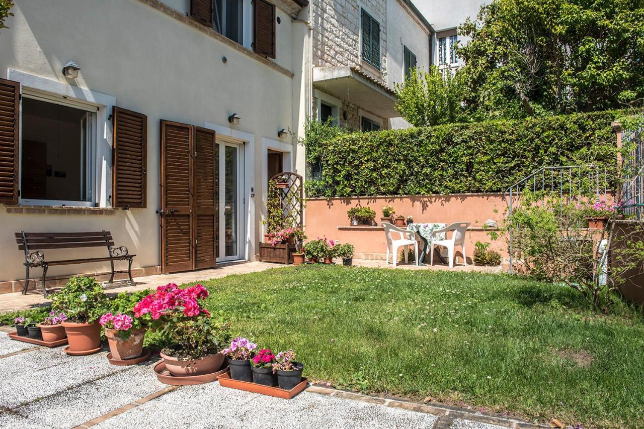 N011 - Numana, Nuovo Bilocale Con Giardino Apartment Сироло Екстериор снимка