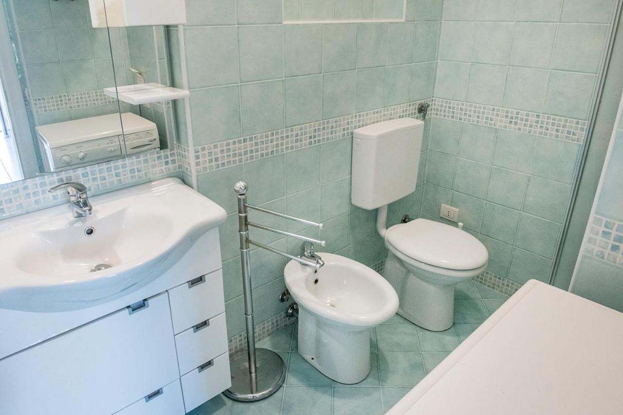 N011 - Numana, Nuovo Bilocale Con Giardino Apartment Сироло Екстериор снимка